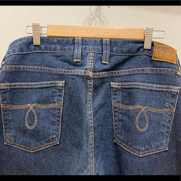 Lucky Lola Skinny Jeans - Picture 5 of 6